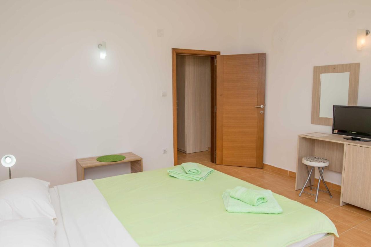Villa Vjera Petrovac Pokoj fotografie